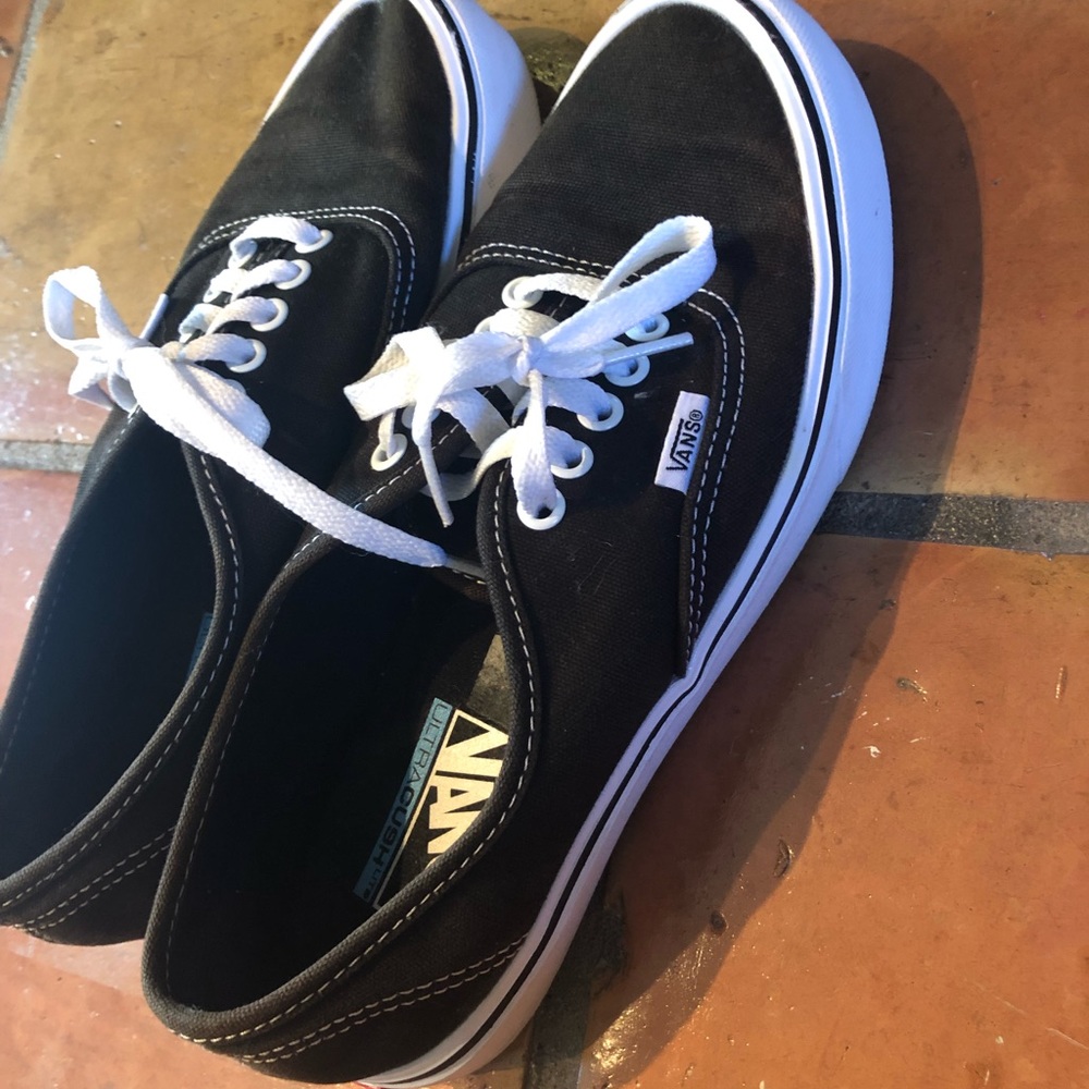 Ultra Cush lite black classic vans